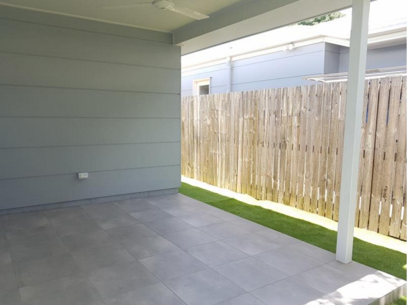 4/15 Card Street, Berserker QLD 4701